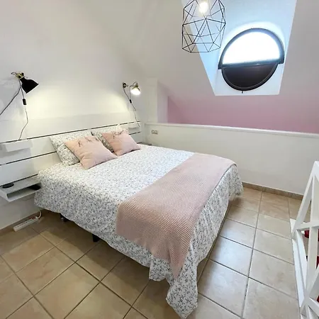 South Vibes - Parque Santiago 2 - Cozy Duplex With Heated Pool شقة